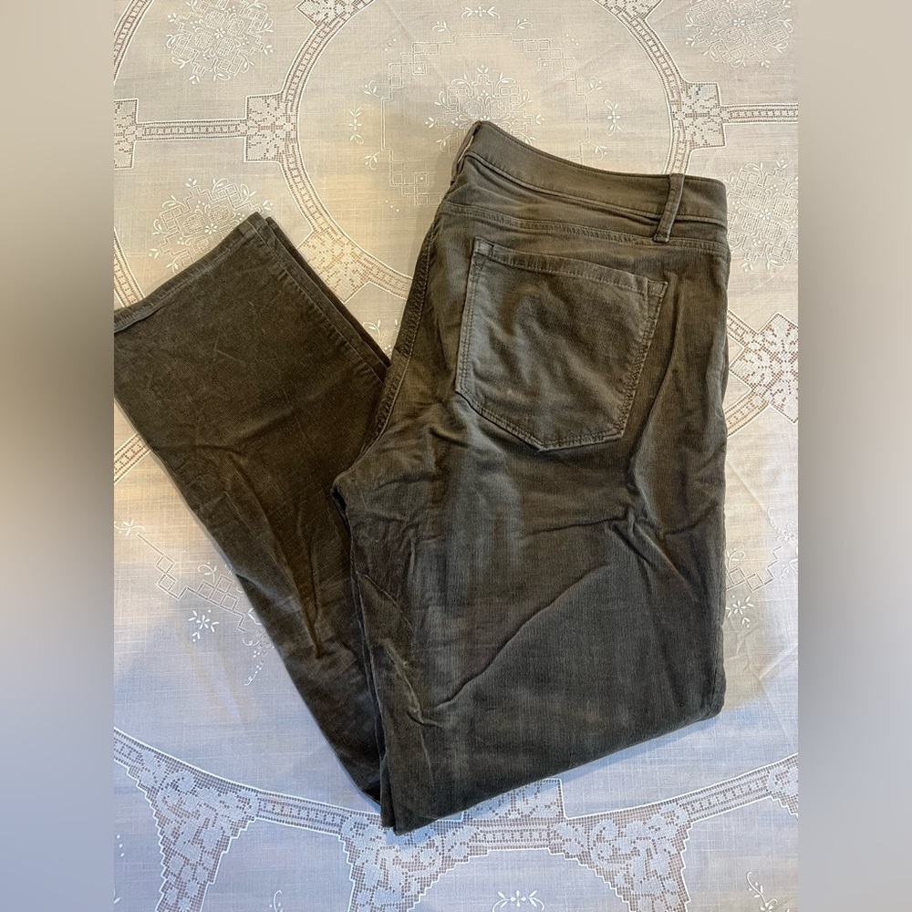 LOFT Curvy, Olive Green, Corduroy Pants, Size 31/12